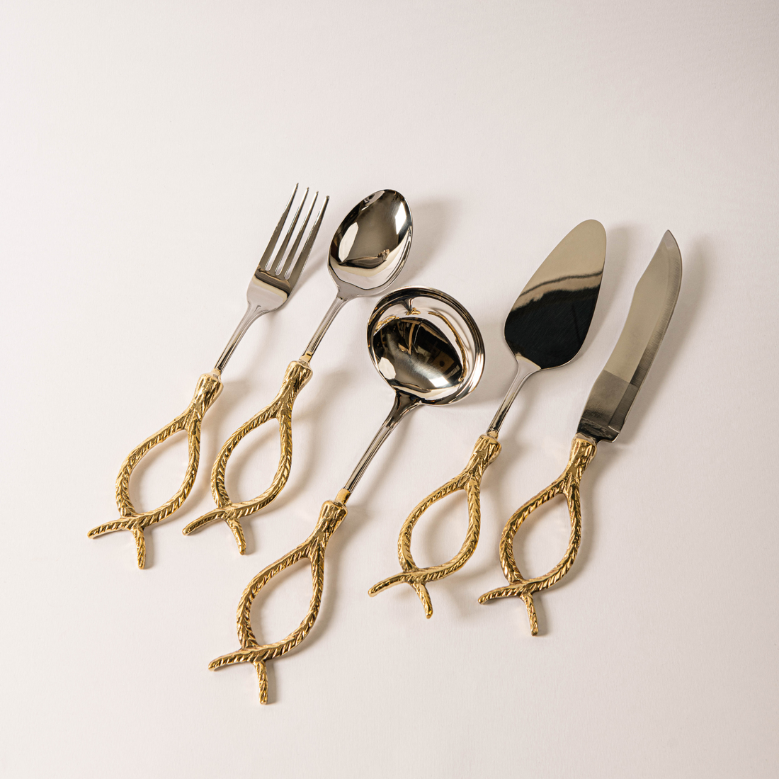 Knot Serving Set